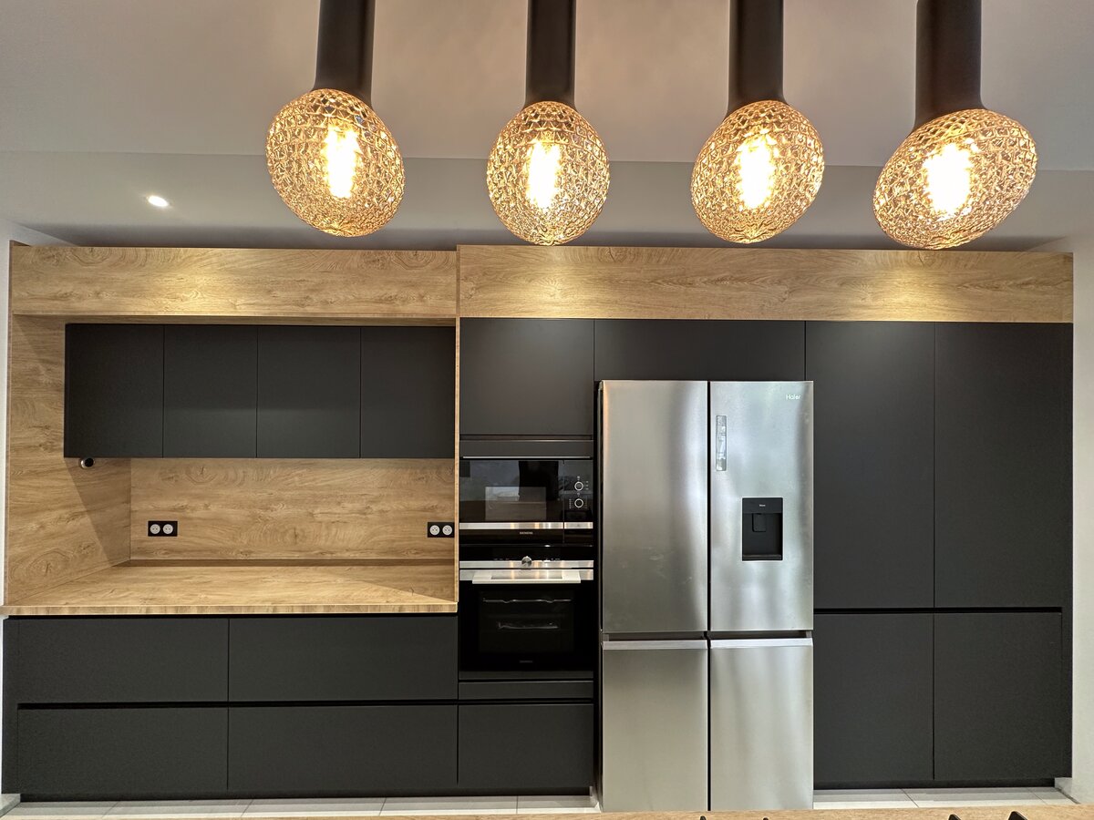 Cuisine noir mat & bois